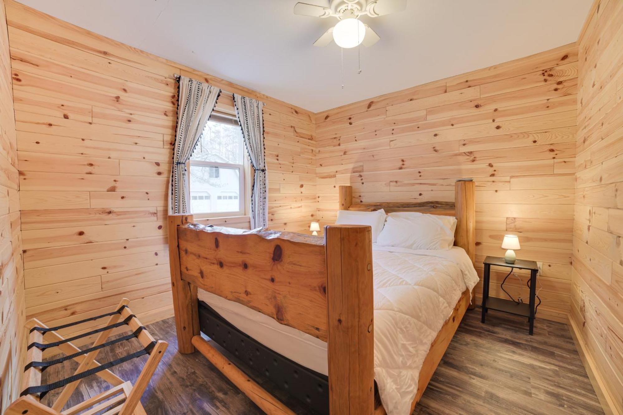 Scenic Evans Hideaway Steps To Lake Huron! Oscoda المظهر الخارجي الصورة